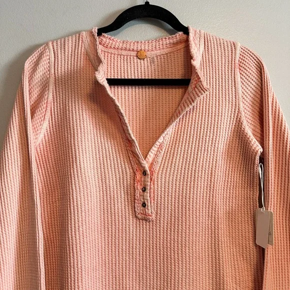 SOLD ❗️Free People Colt Waffle Knit Thermal Long Sleeve Raw Hem Top NWT Size M - Picture 6 of 12